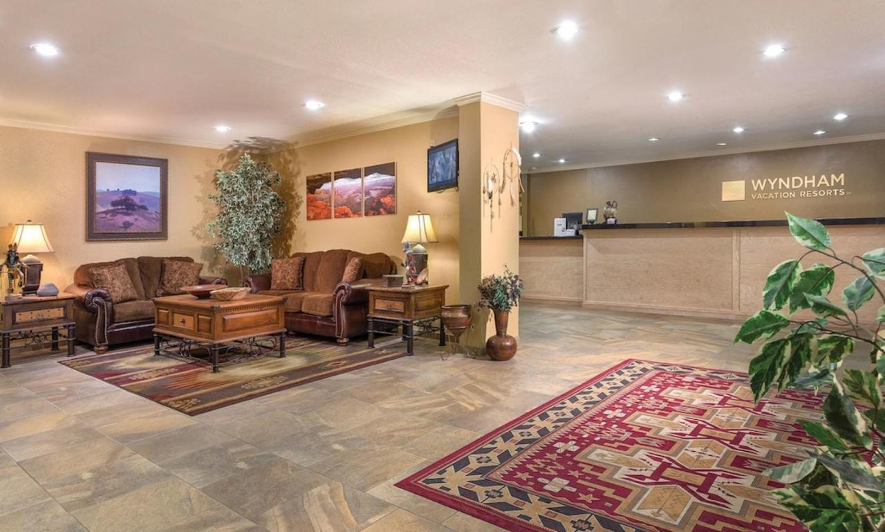 Wyndham 2 Bedroom Deluxe Apartment *